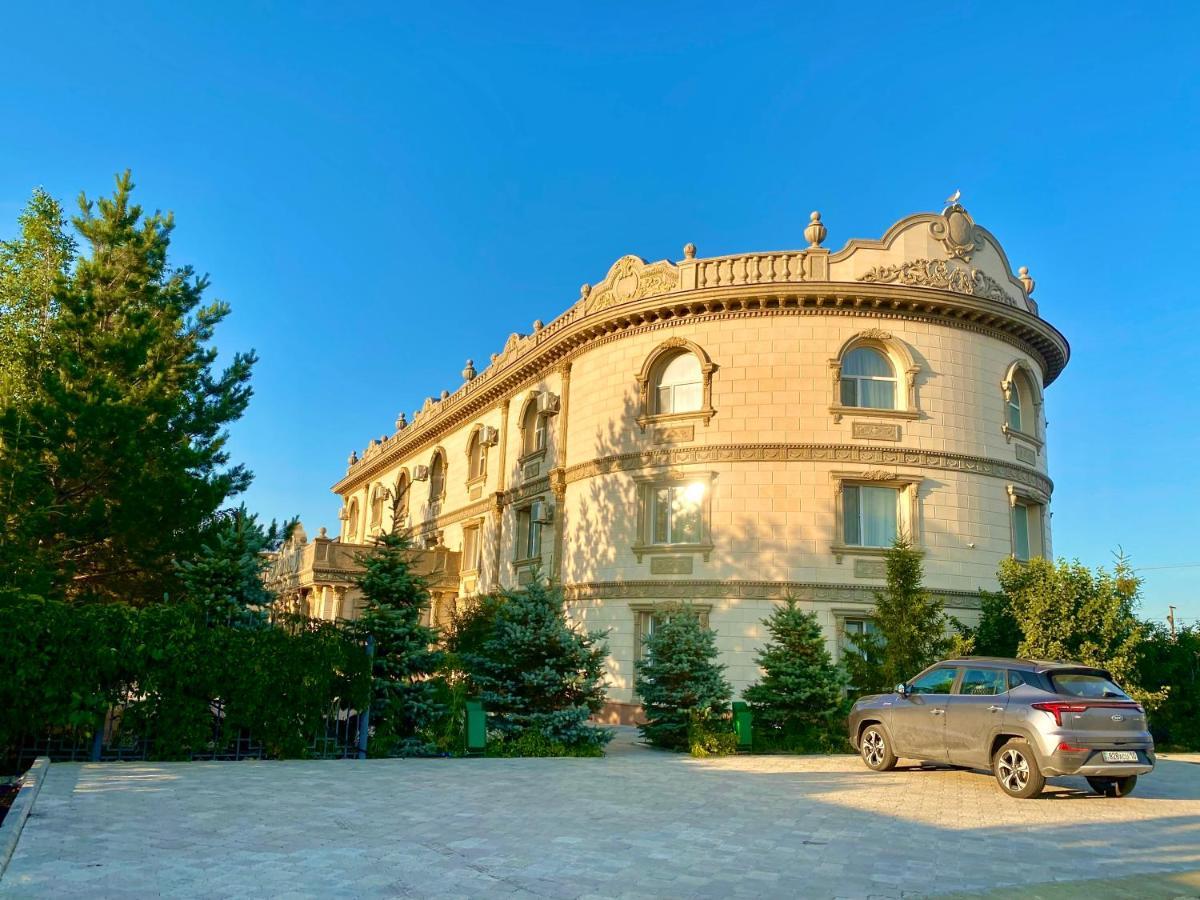 Hotel Astam Kostanái Exterior foto