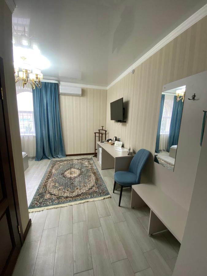 Hotel Astam Kostanái Exterior foto